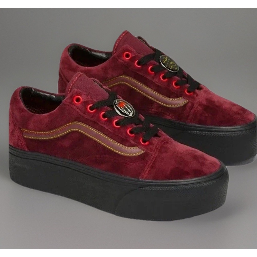 Vans x Disney Old Skool Stackform Poison Apple Snow White | Velvet | M 8.5 W 10